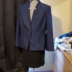 NWT Tahari blue/black blazer/skirt set, sz 16